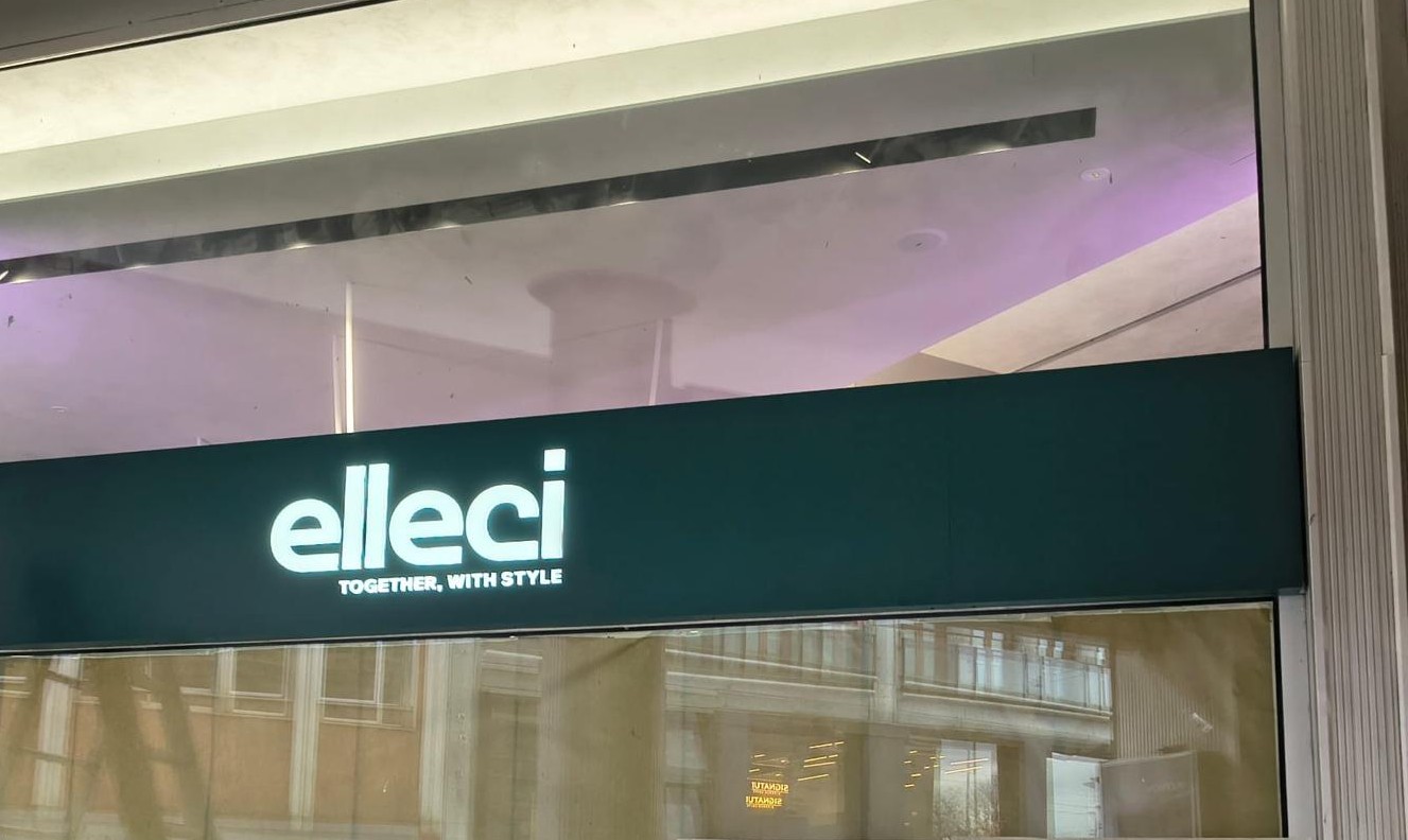 Insegna Elleci centro commerciale Latina